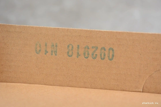 Low 528895-145 Jordan  11 'Emerald' Retro AIR 528895-145 0922